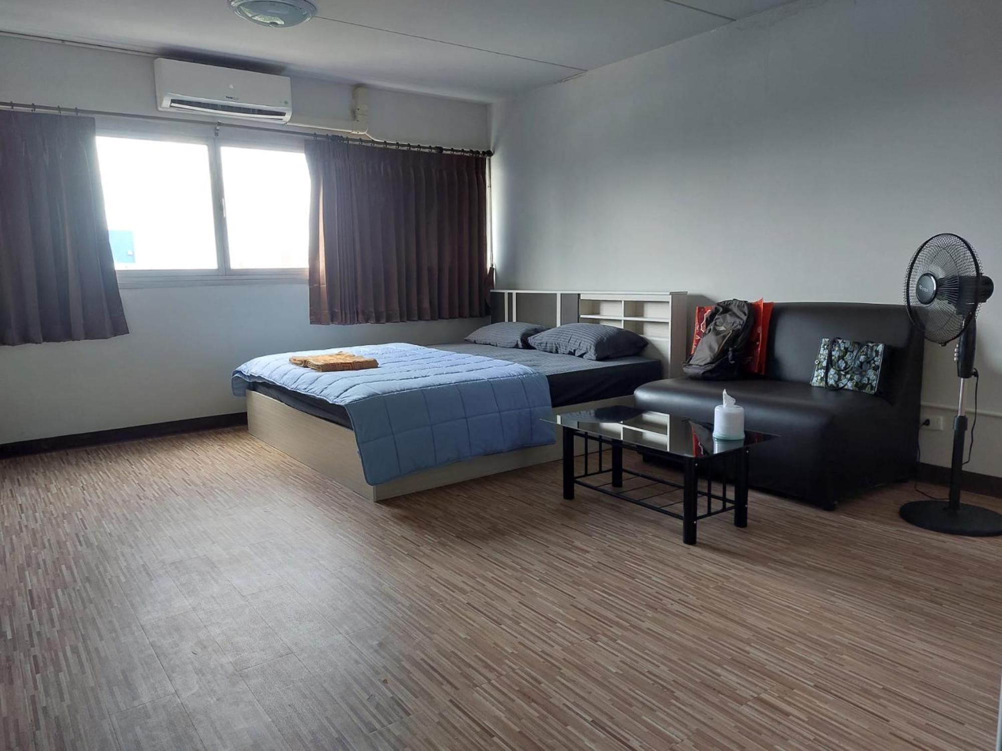 Solitude Skies14th Floor * Nonthaburi